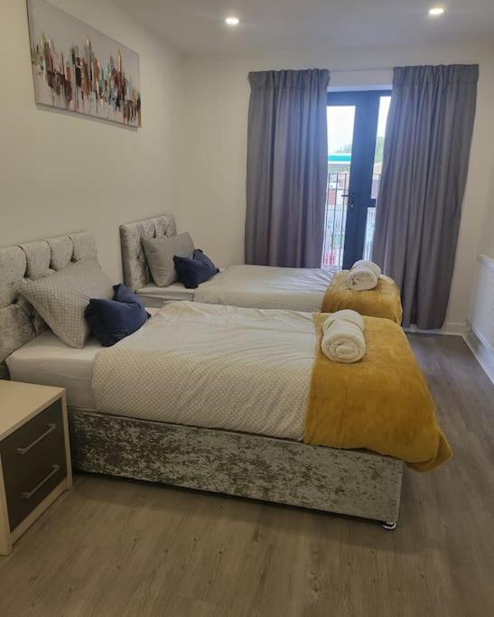 Appartamento 2 Bedrooms 2baths 3toilets Near Excel City Airport O2 Sleeps Up To 5
